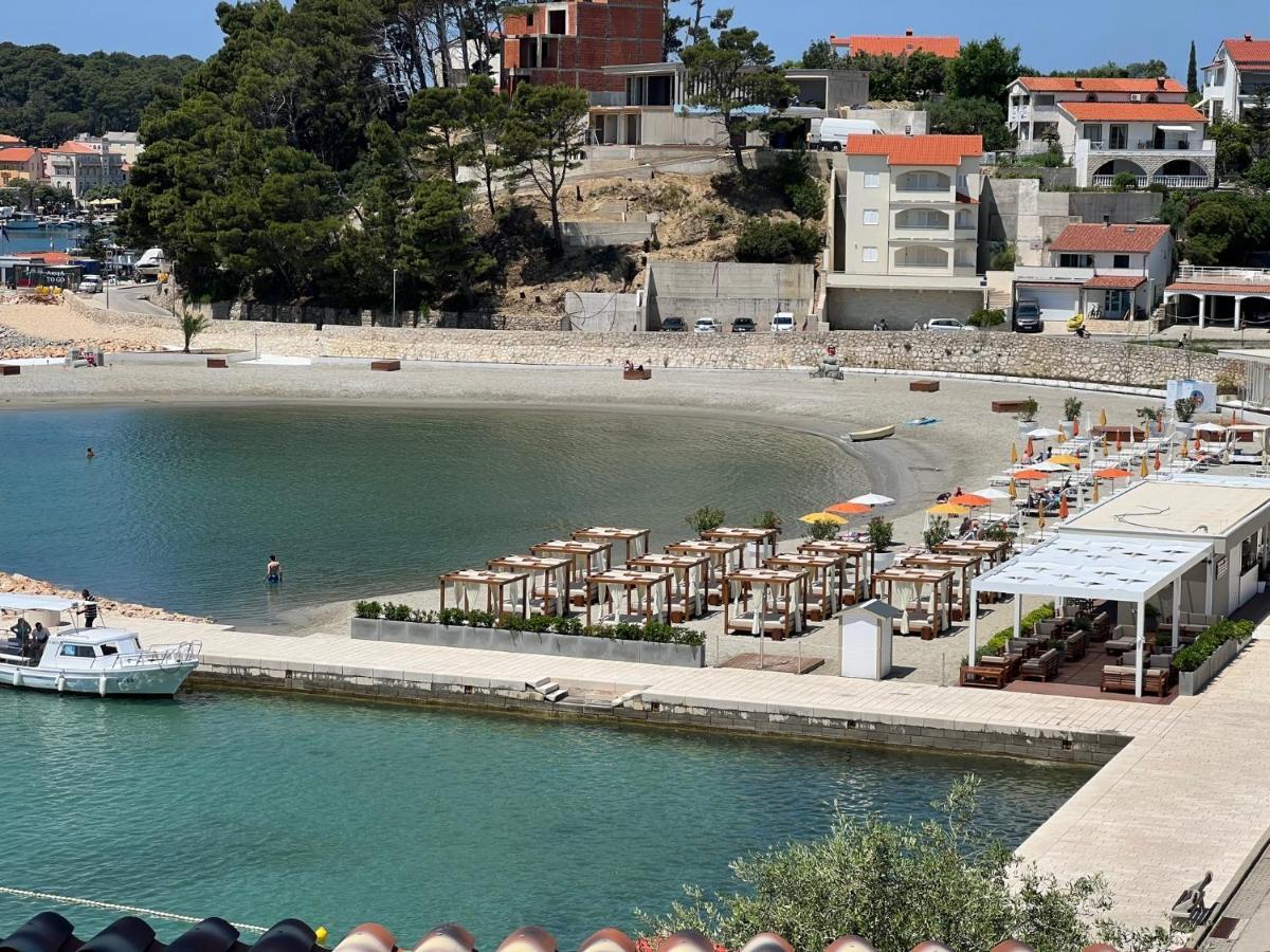 Villas Arbia - Margita Beach Hotel Banjol Exterior photo